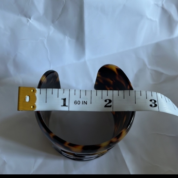 Tory Butch Tortoise Shell 🐢 Cuff - Picture 5 of 5